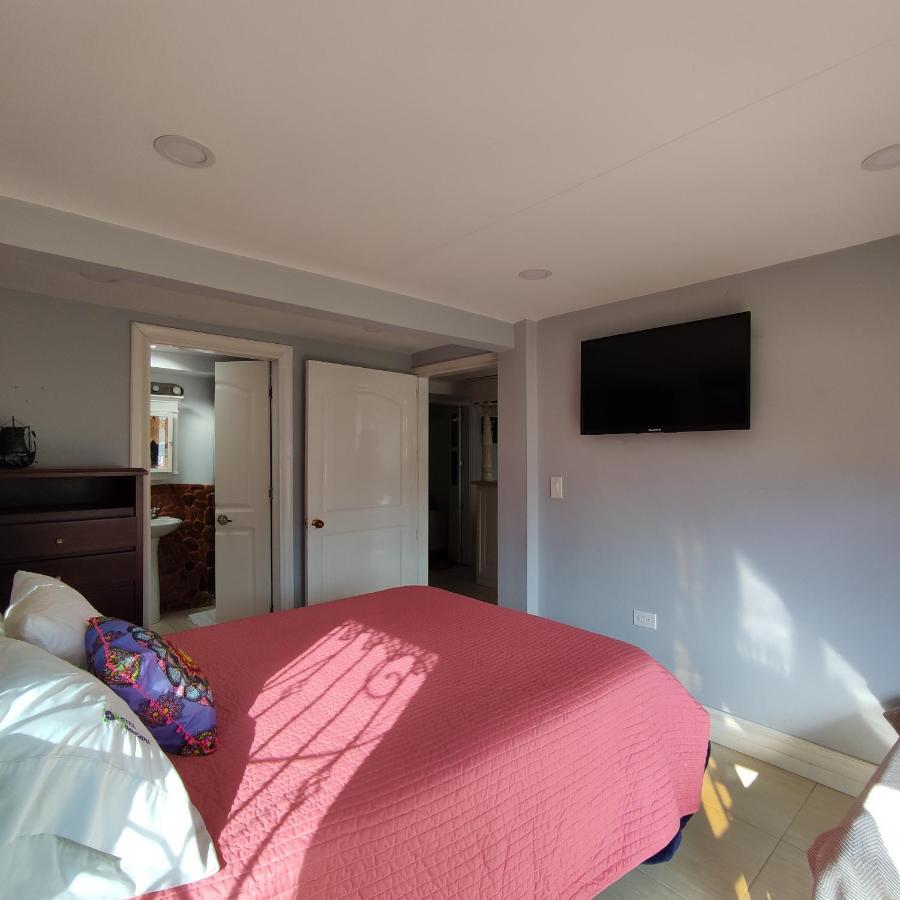 Los Andes Hostal Филандия Экстерьер фото